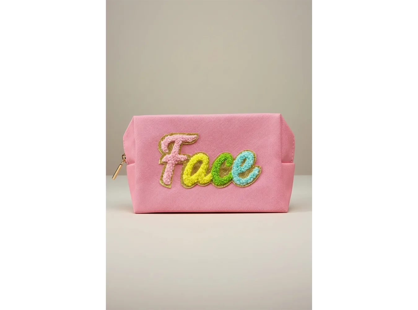 Pembe Renk Face Yazılı Makyaj Çantası