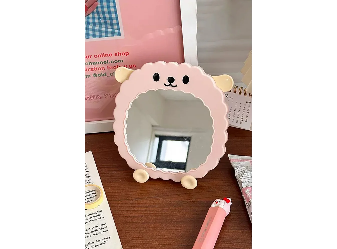 Pembe Renk Koyun Figürlü Masa Aynası