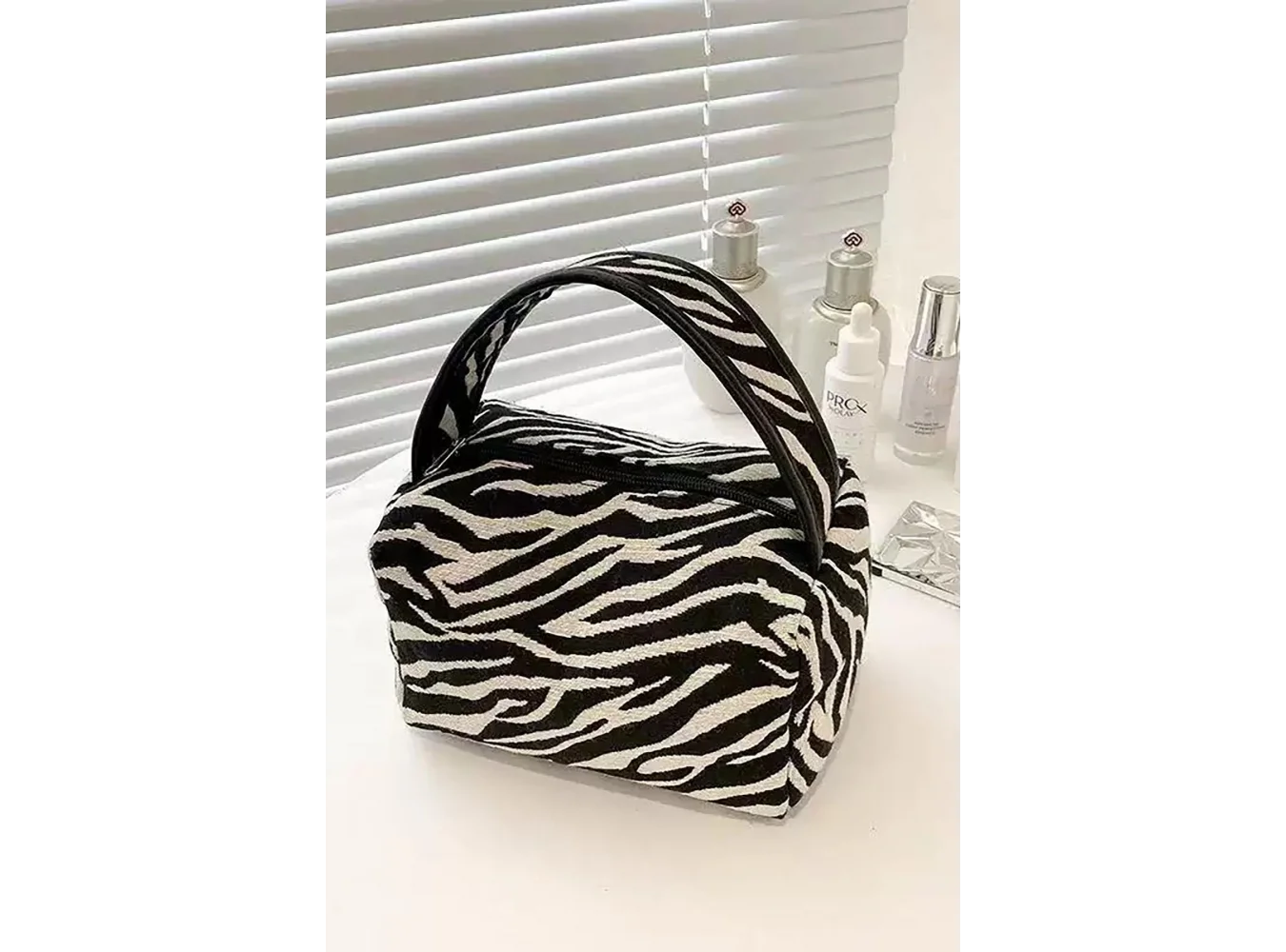 Zebra Desenli Makyaj Çantası