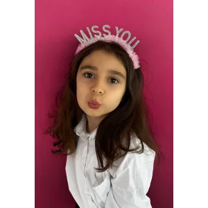 Pembe Renk Yazılı Taç