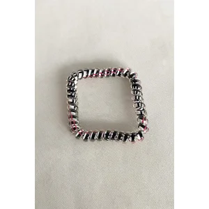 Siyah Renk Pembe Çizgili Helezon Lastik Toka