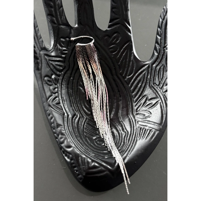 Gümüş Renk Sallantılı Ear Cuff (Tek)