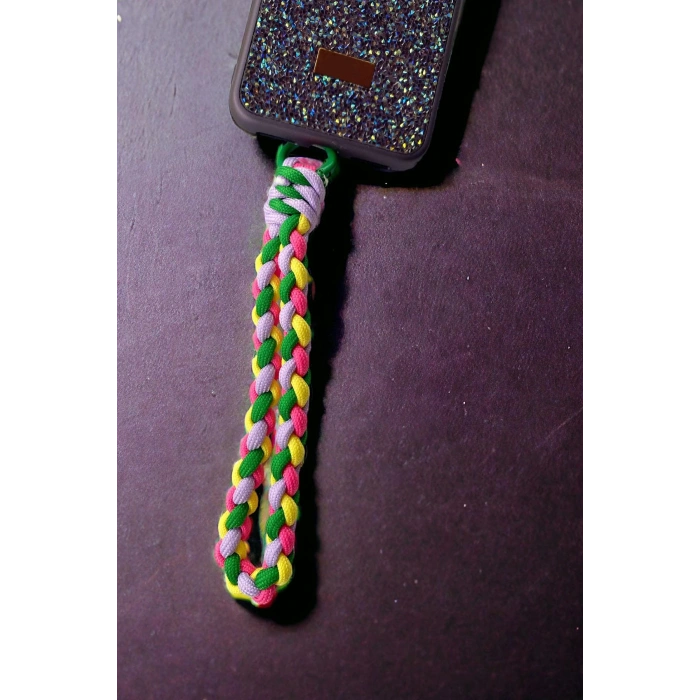 Karışık Renk İp Detaylı Telefon Aksesuarı