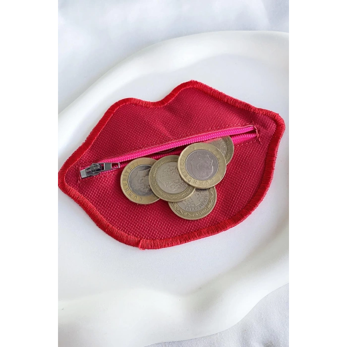 Kırmızı Renk Dudak Detaylı Kadın Cüzdan