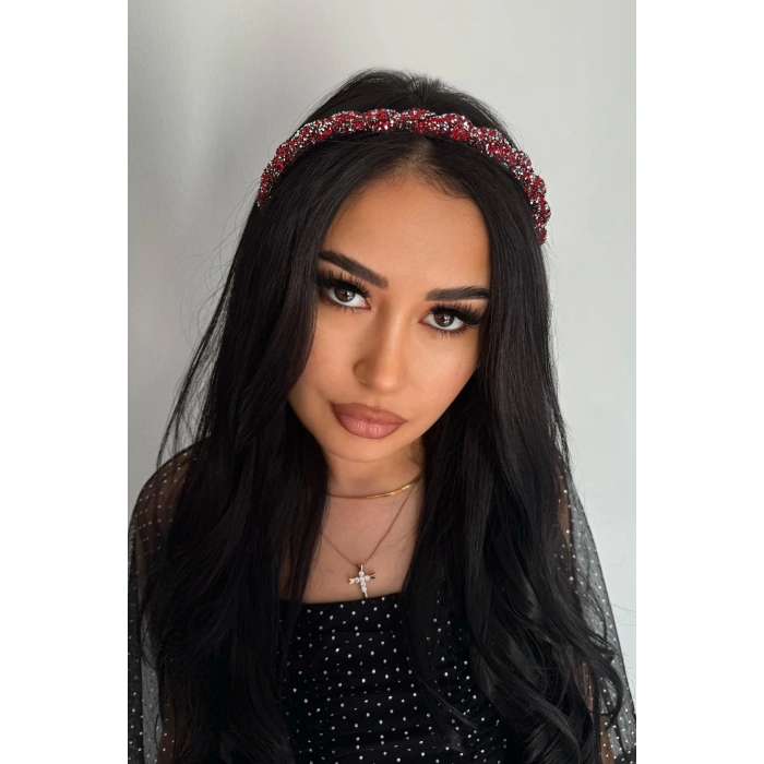 Kırmızı Renk Taş Detaylı Taç