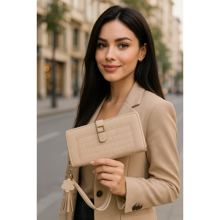 Krem Renk Deri Kadın Cüzdan