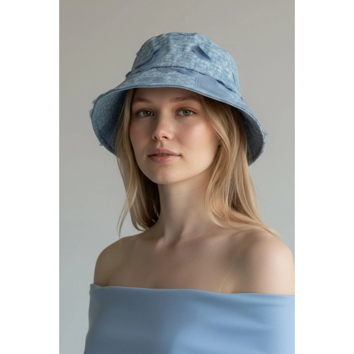 Mavi Renk Kalp Figürlü Kot Tasarım Şapka