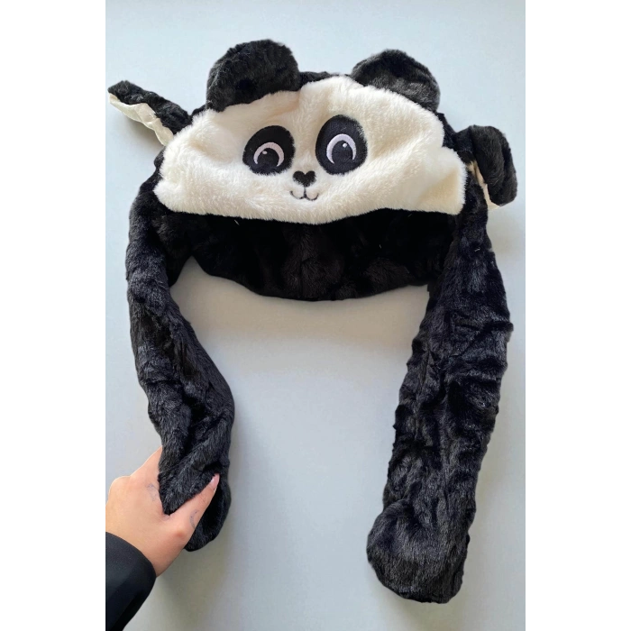 Siyah Ve Beyaz Renk Panda Figürlü Peluş Şapka