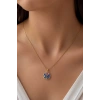 Altın Renk Çiçek Figürlü Çelik Kolye