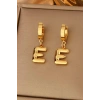 Altın Renk E Harf Çelik Küpe (Çift)