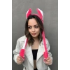 Koyu Pembe Renk Kulakları Oynayan Peluş Taç