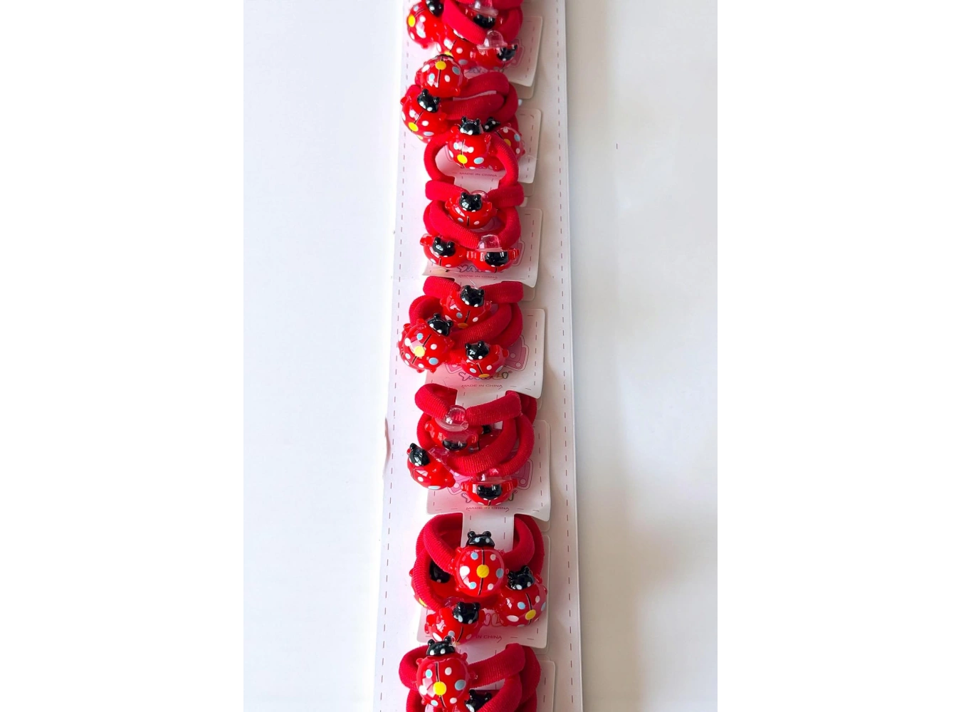 10lu Kırmızı Renk Uğur Böceği Figürlü Lastik Toka Set