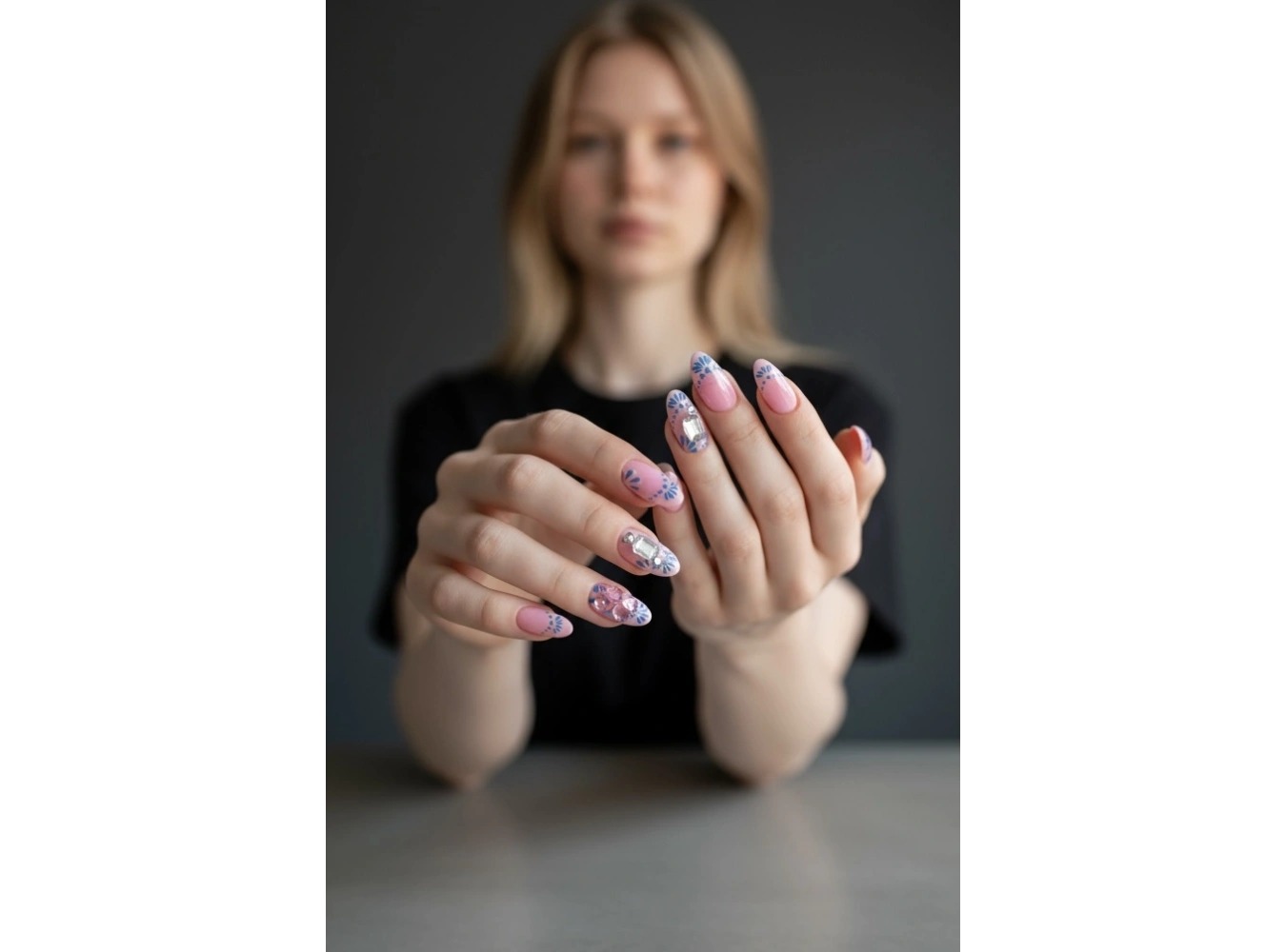 10lu Pembe Ve Mavi Renk Taş Detaylı Takma Tırnak Set (Yapıştırıcılı)