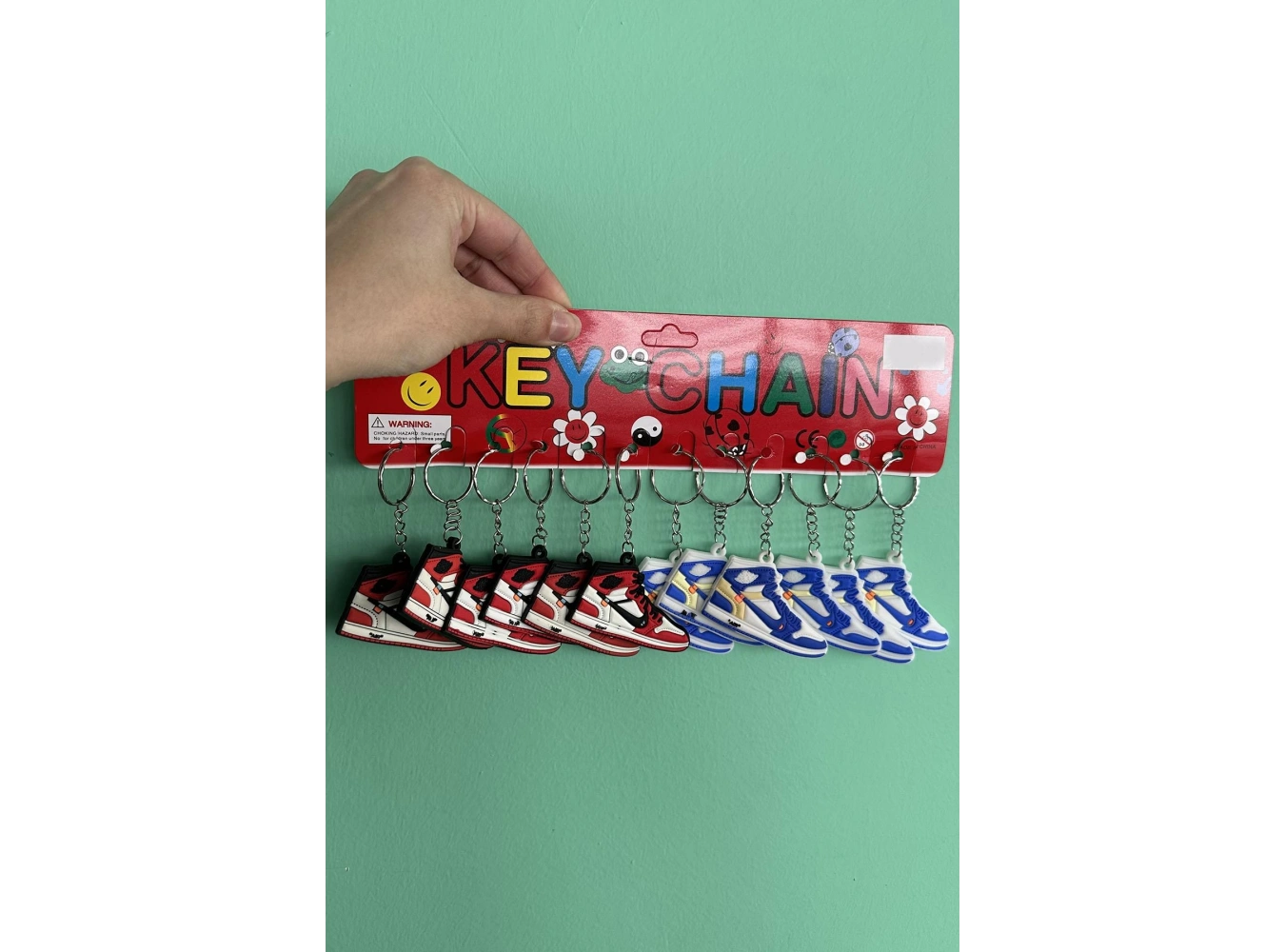 12li Karışık Renk Ayakkabı Figürlü Anahtarlık Set