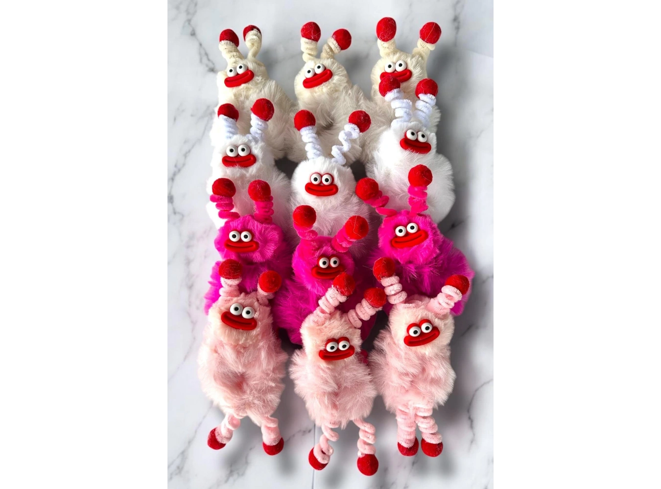 12li Karışık Renk Canavar Figürlü Peluş Simit Toka Set