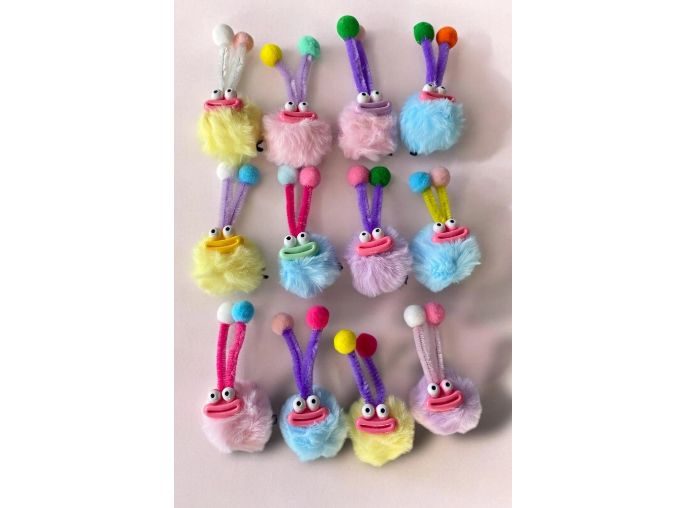 12li Karışık Renk Canavar Figürlü Yan Toka Set