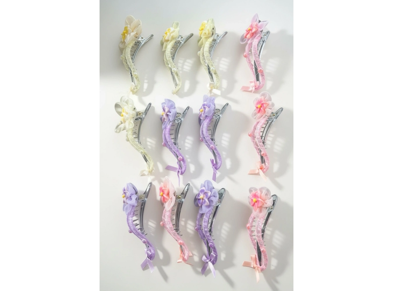 12li Karışık Renk Çiçek Figürlü Pens Toka Set