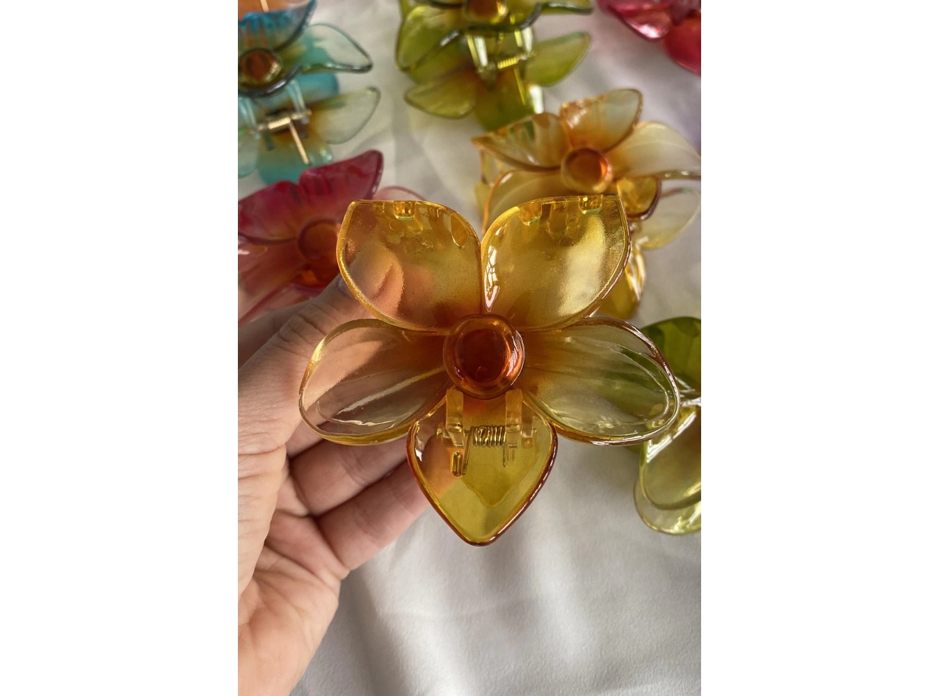 12li Karışık Renk Çiçek Figürlü Toka Set