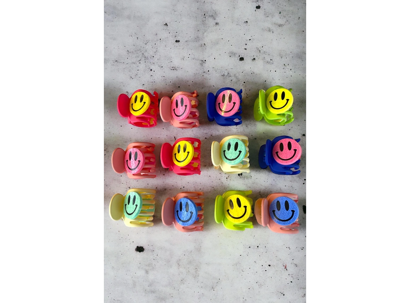 12li Karışık Renk Emoji Figürlü Mandal Toka Set