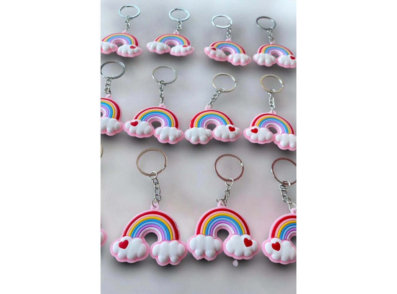 12li Karışık Renk Gökkuşağı Figürlü Anahtarlık Set
