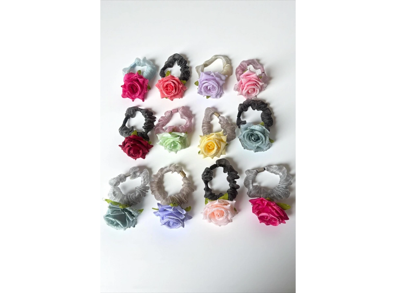 12li Karışık Renk Gül Figürlü Lastik Toka Set
