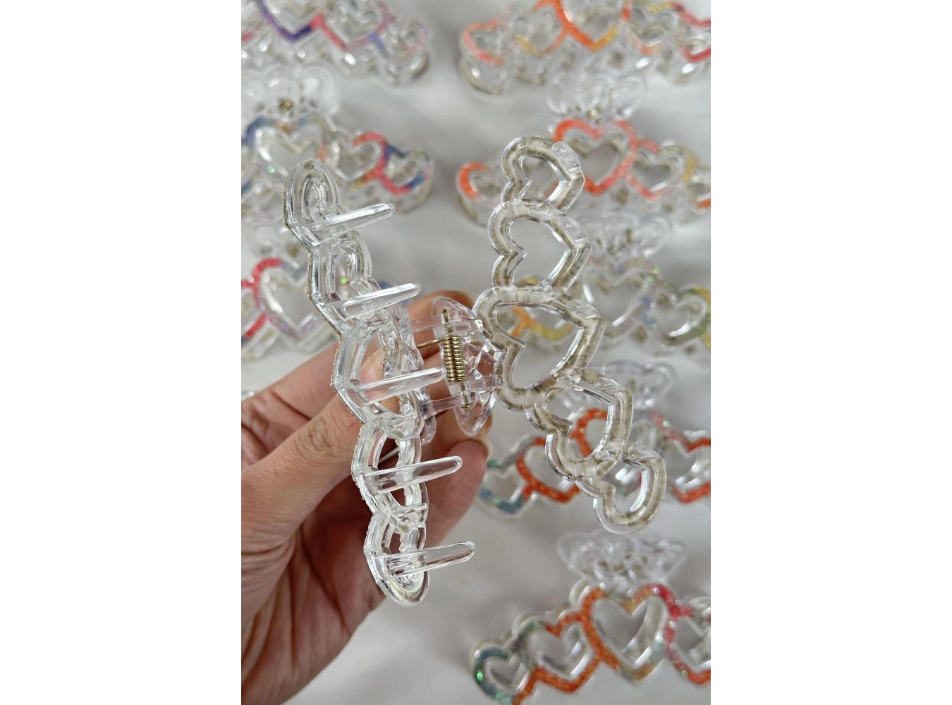 12li Karışık Renk Kalp Figürlü Mandal Toka