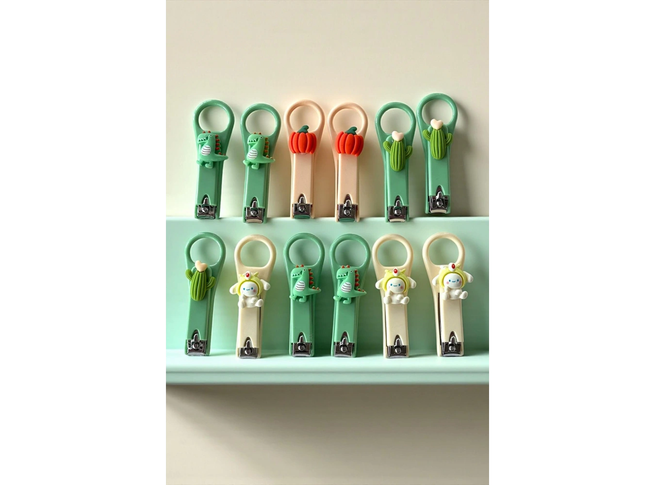 12li Karışık Renk Karışık Figürlü Tırnak Makası Set