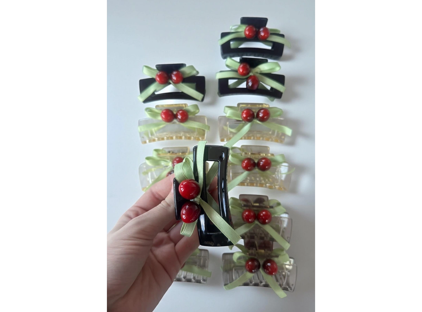 12li Karışık Renk Kiraz Figürlü Mandal Toka Set