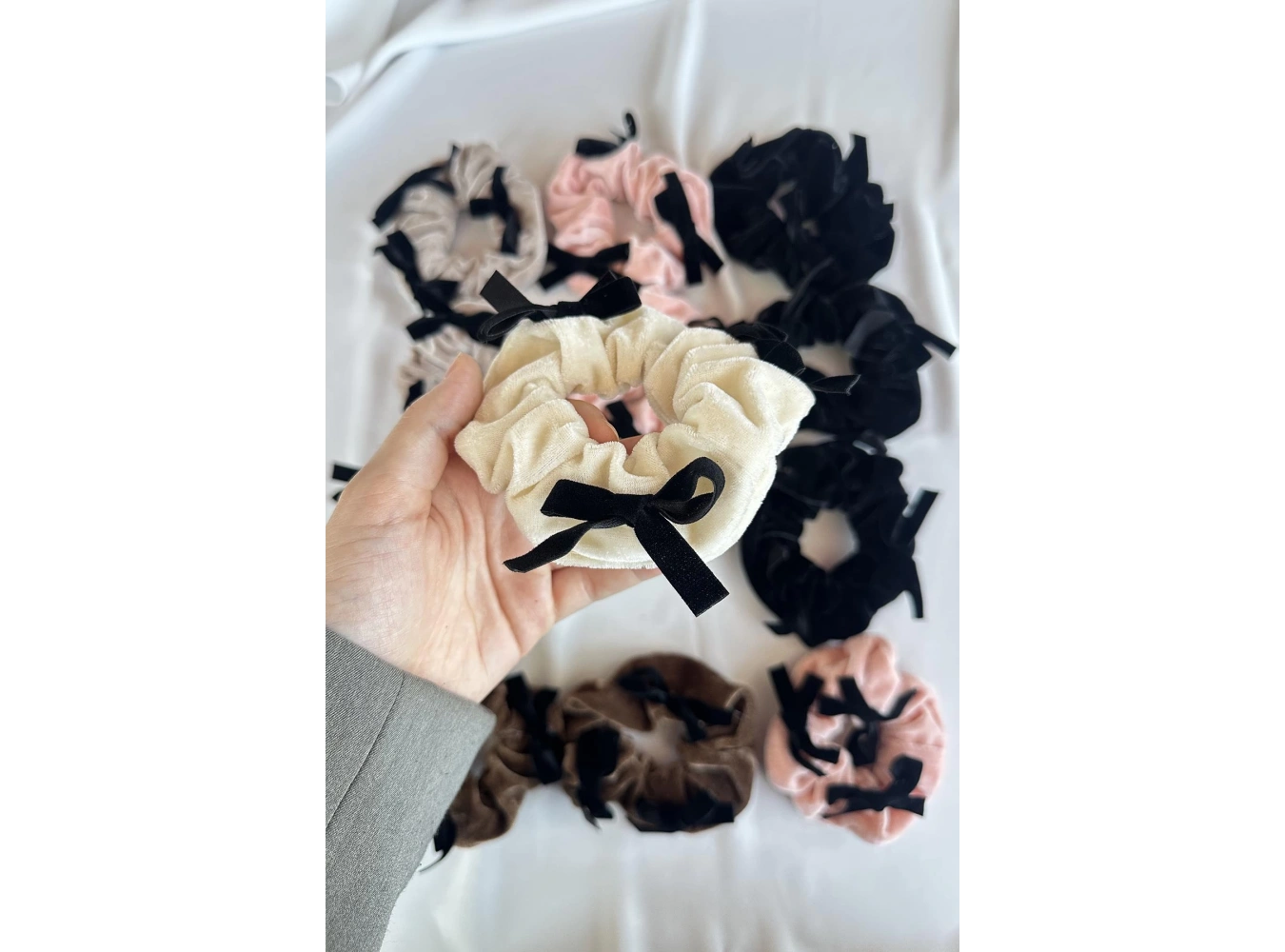 12li Karışık Renk Kurdele Detaylı Simit Toka Set