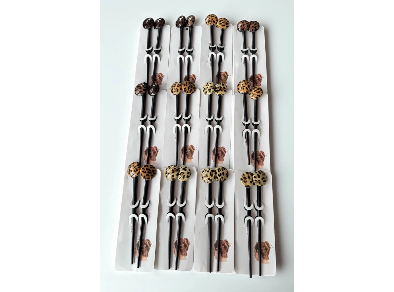 12li Karışık Renk Leopar Desenli Topuz Kalemi/ Tokası Set