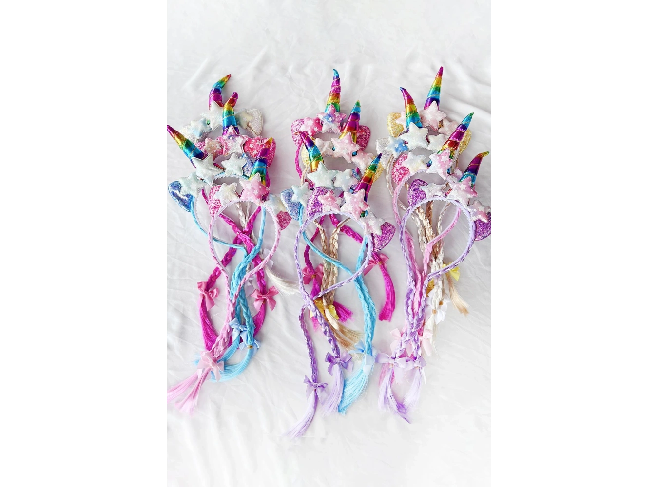 12li Karışık Renk Örgü Detaylı Unicorn Taç