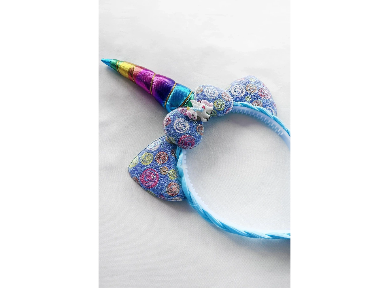 12li Karışık Renk Örgü Detaylı Unicorn Taç