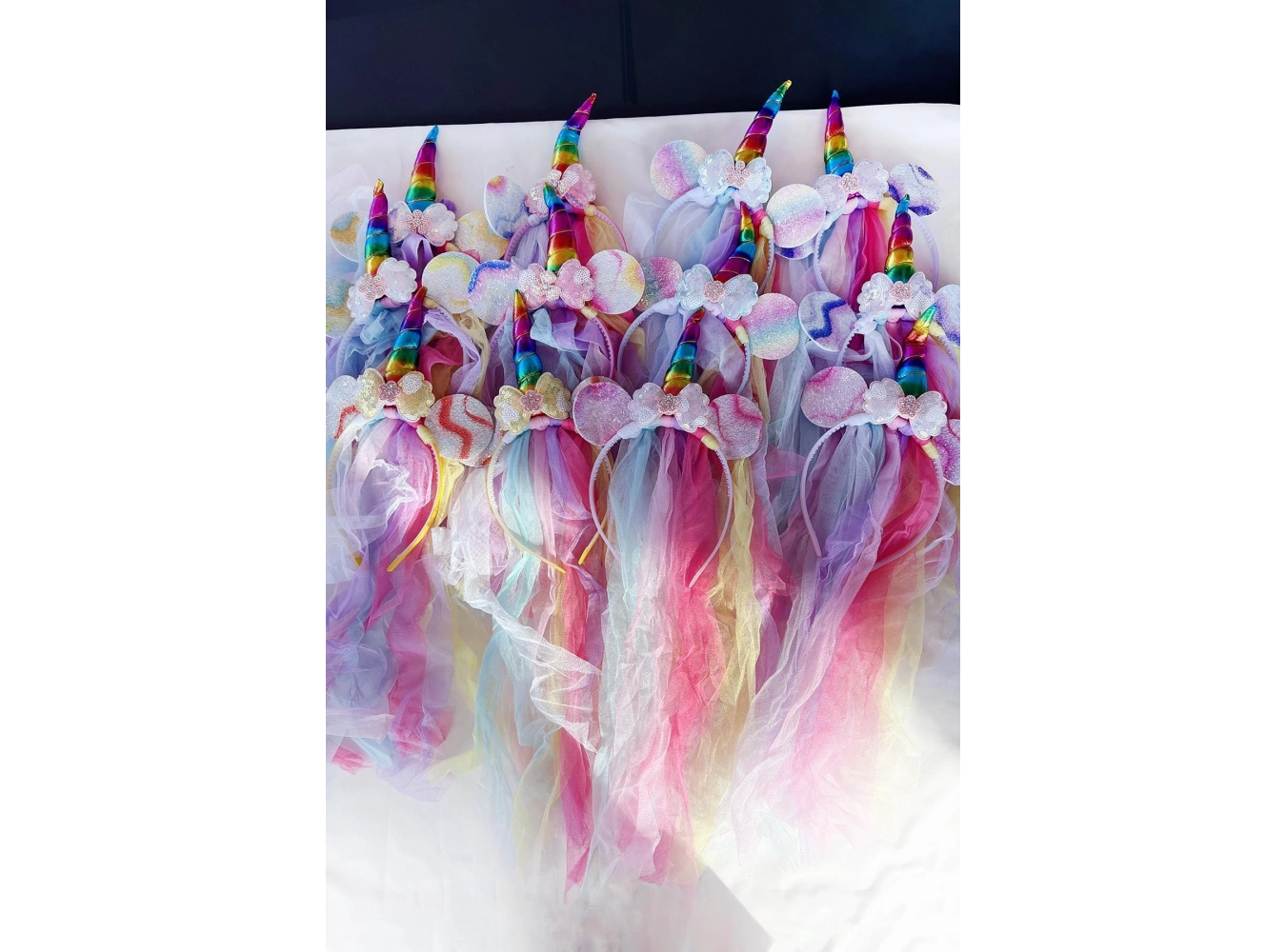 12li Karışık Renk Pelerin Detaylı Unicorn Taç