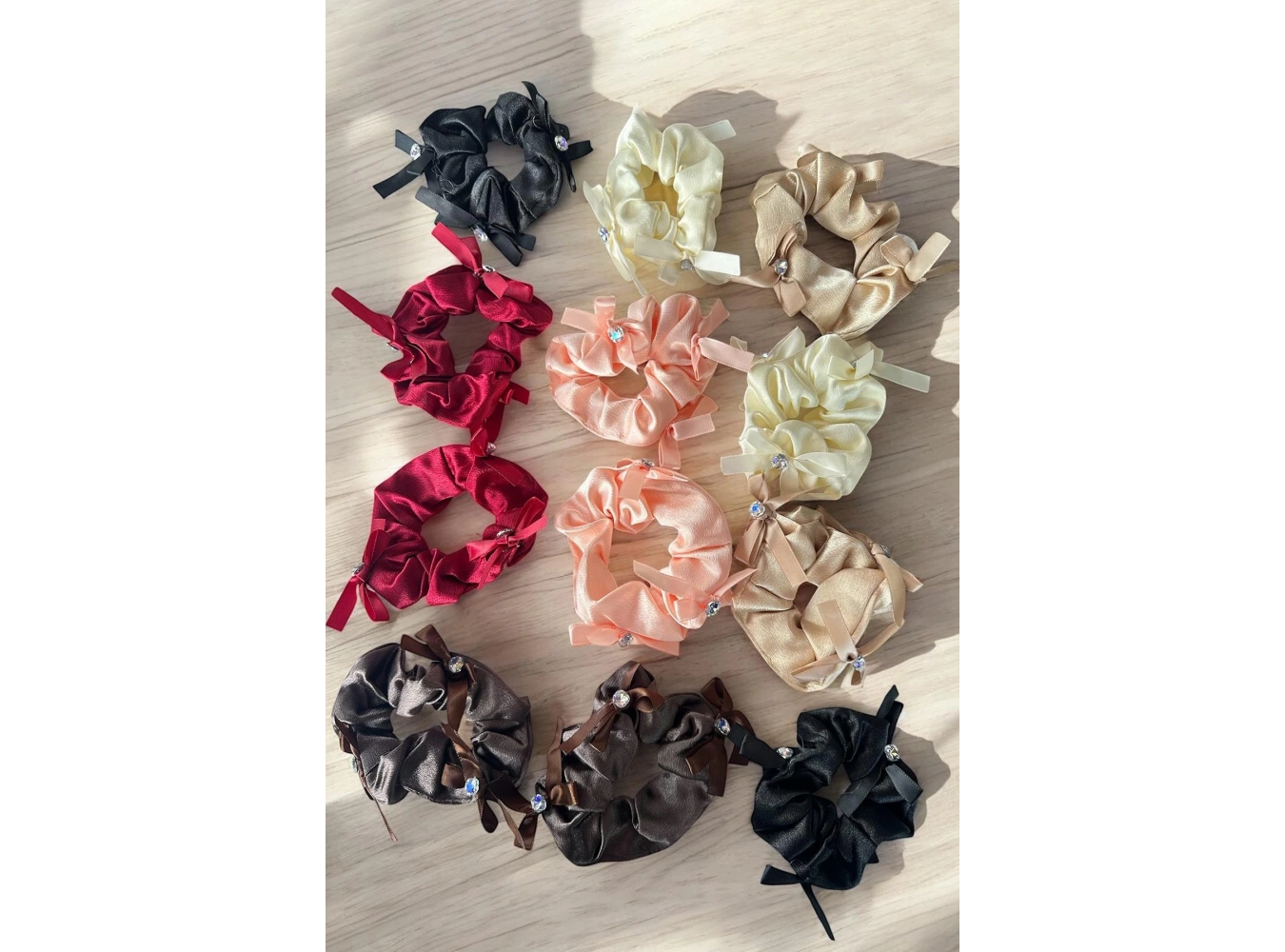 12li Karışık Renk Taş Detaylı Simit Toka Set