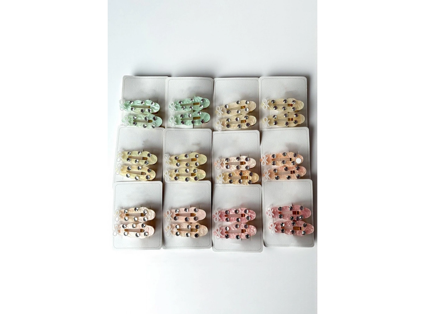 12li Karışık Renk Taş Detaylı Yan Toka Set