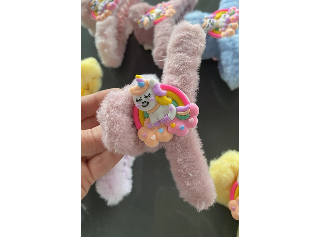 12li Karışık Renk Unicorn Figürlü Peluş Toka Set
