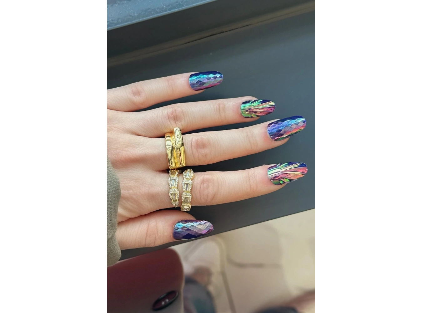 12li Mor Renk Karışık Figürlü Jel Görünümlü Takma Tırnak Set (Yapıştırıcılı)