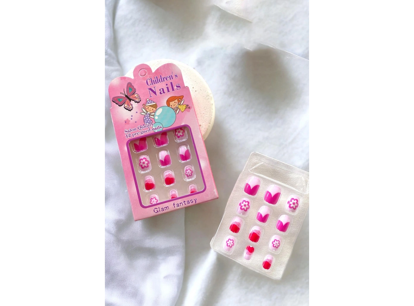 12li Pembe Renk Çiçek Figürlü Çocuk Tırnak