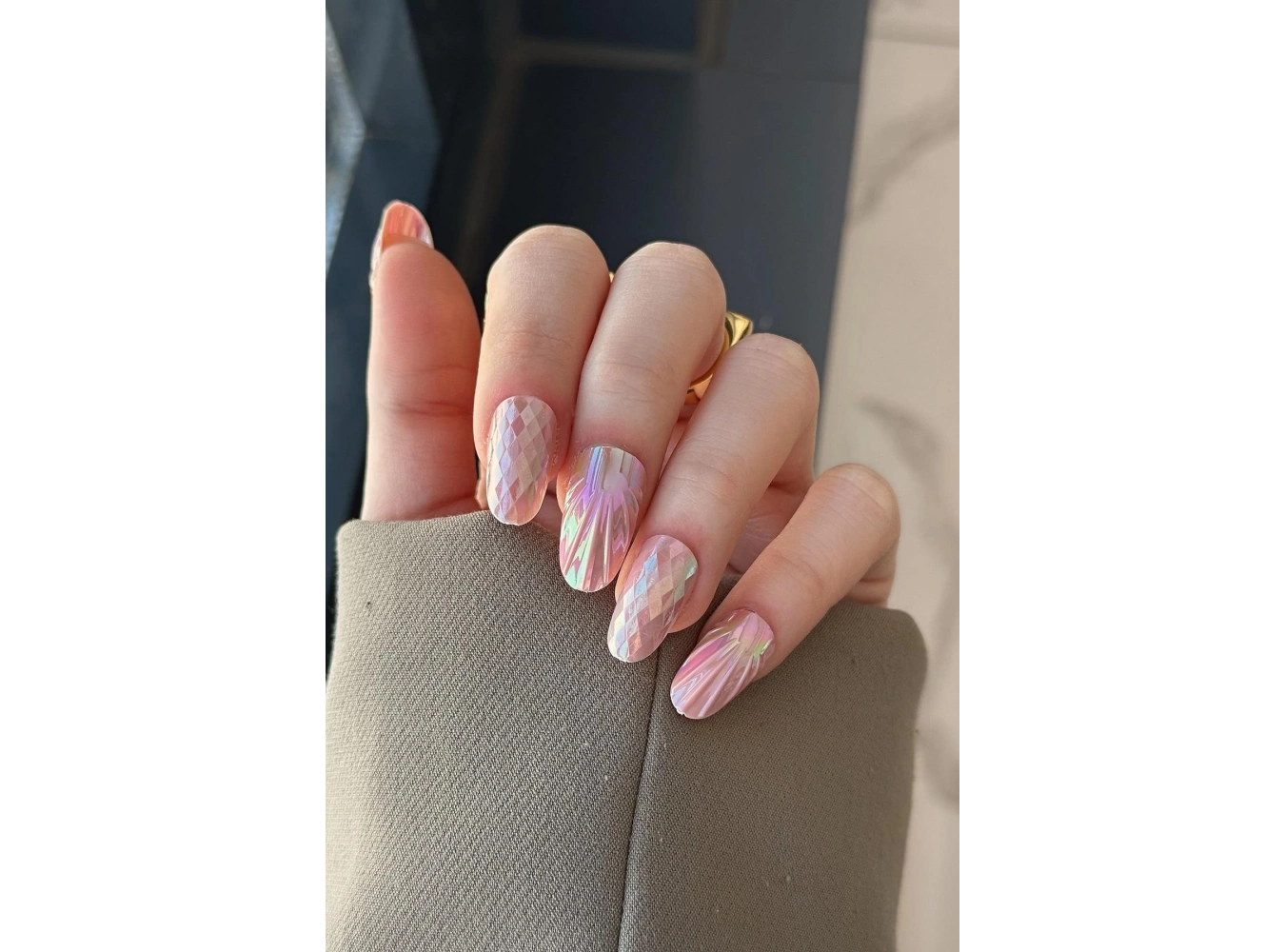 12li Pembe Renk Karışık Figürlü Jel Görünümlü Takma Tırnak Set (Yapıştırıcılı)