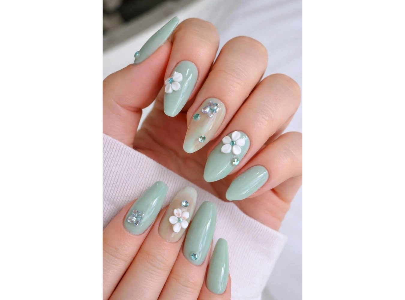 12li Su Yeşil Renk Jel Görünümlü Takma Tırnak (Yapıştırıcılı)