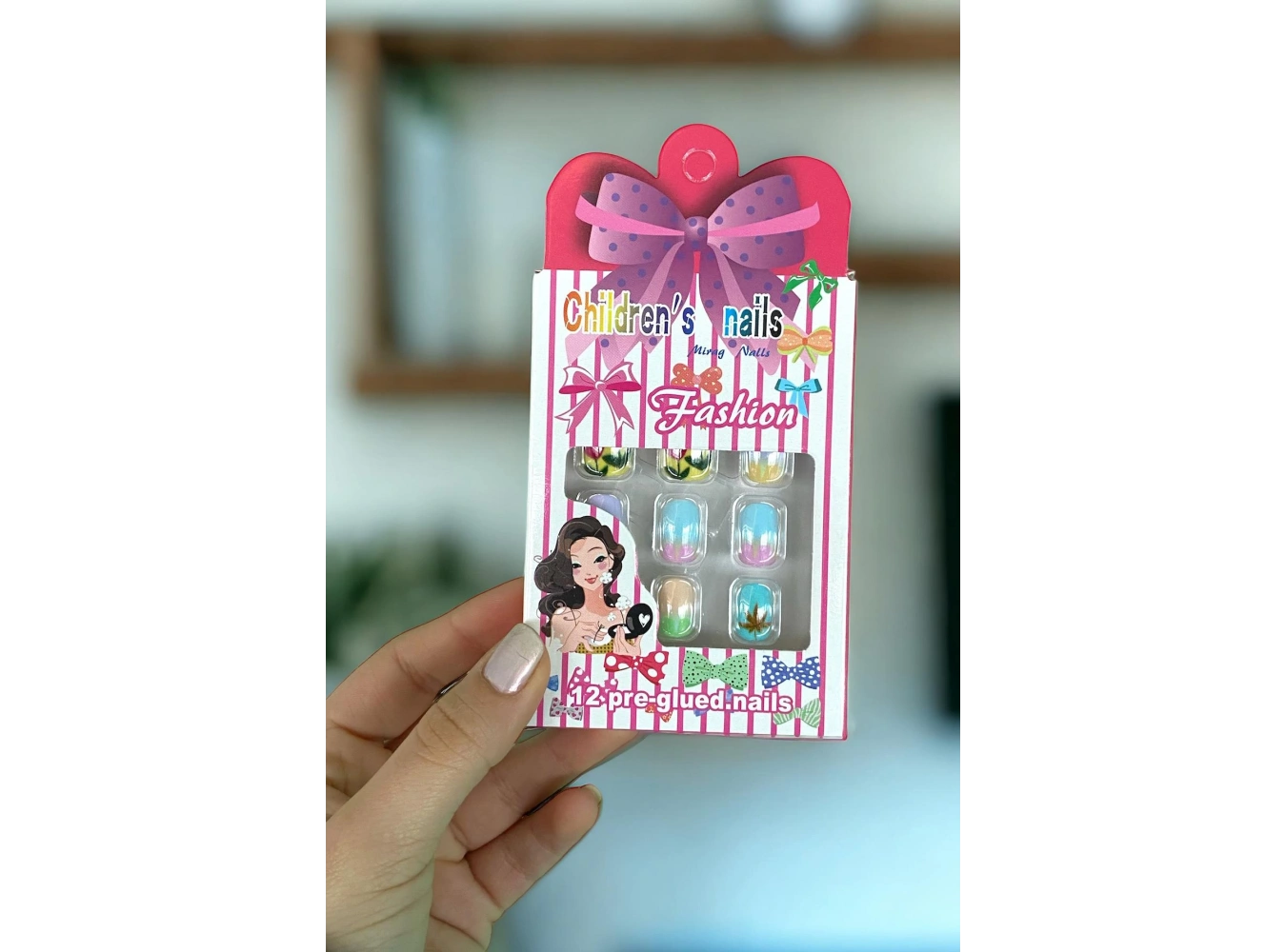12´li Karışık Figürlü Çocuk Takma Tırnak