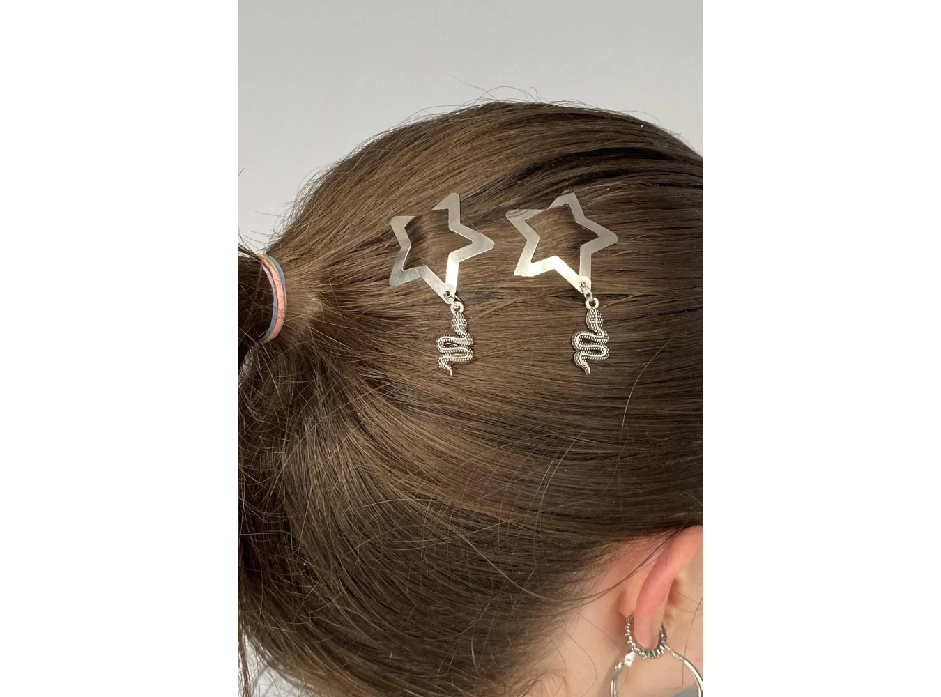 2li Gümüş Renk Yıldız Figürlü Yılan Detaylı Yan Toka Set