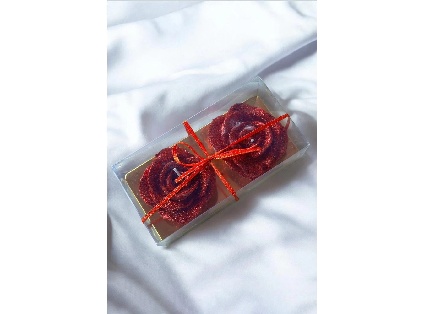 2li Kırmızı Renk Gül Figürlü Sim Detaylı Mum