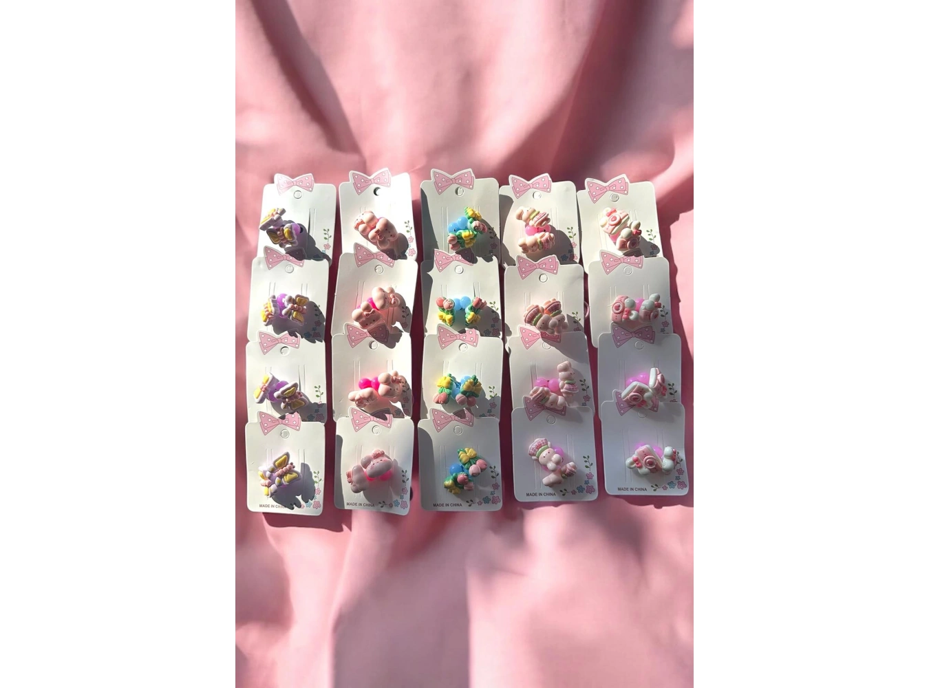 20li Karışık Renk Karışık Figürlü Lastik Toka Set