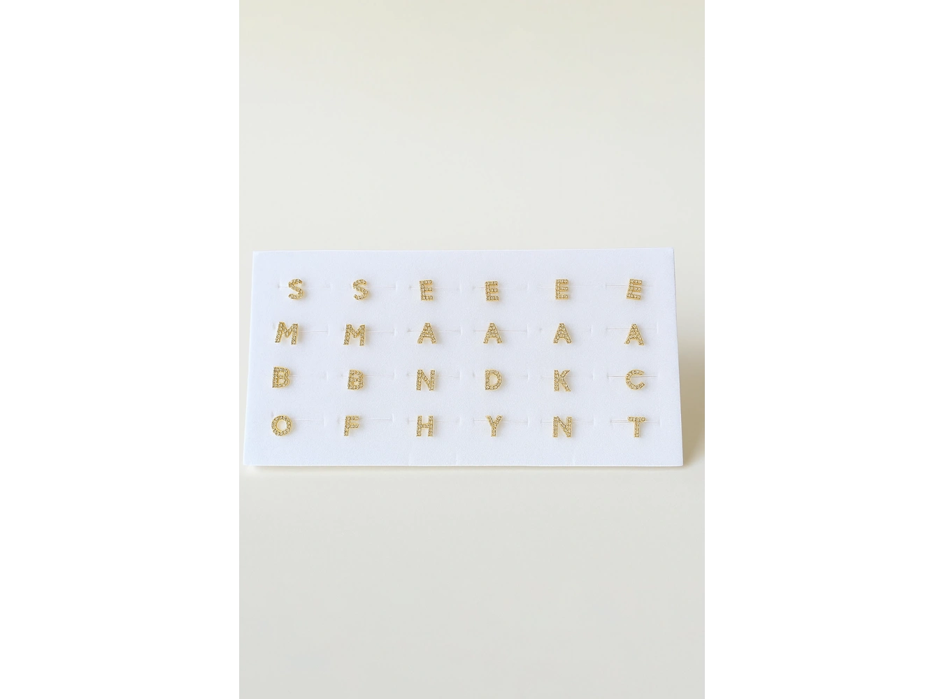 24lü Altın Renk Harfli Taş Detaylı Tragus Küpe Set