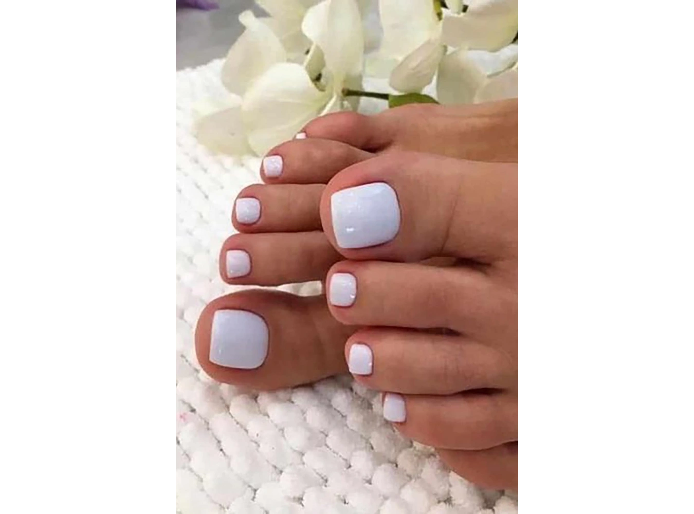 24lü Beyaz Renk Ayak Takma Tırnak Seti