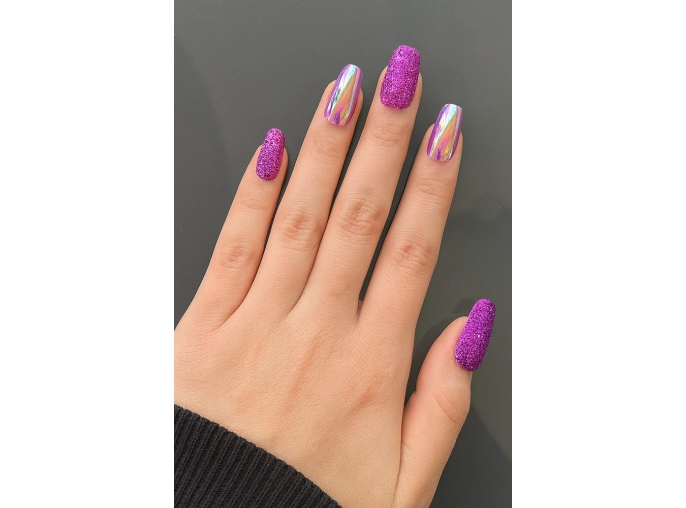 24lü Fuşya Renk Simli Ve Hologramlı Takma Tırnak (Yapıştırıcılı)