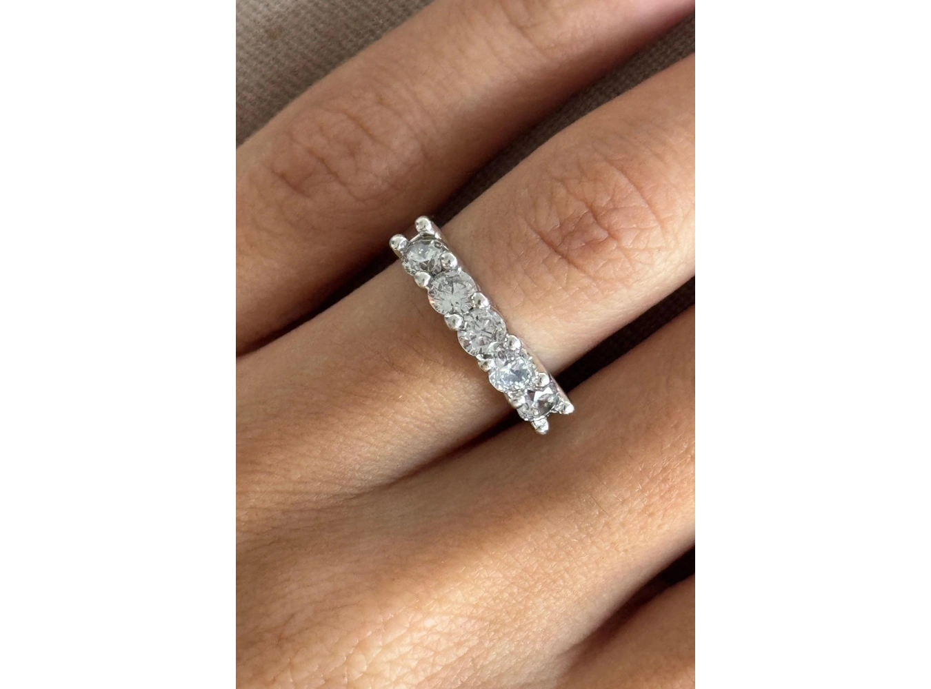 24lü Gümüş Renk Beştaş Detaylı Yüzük Set