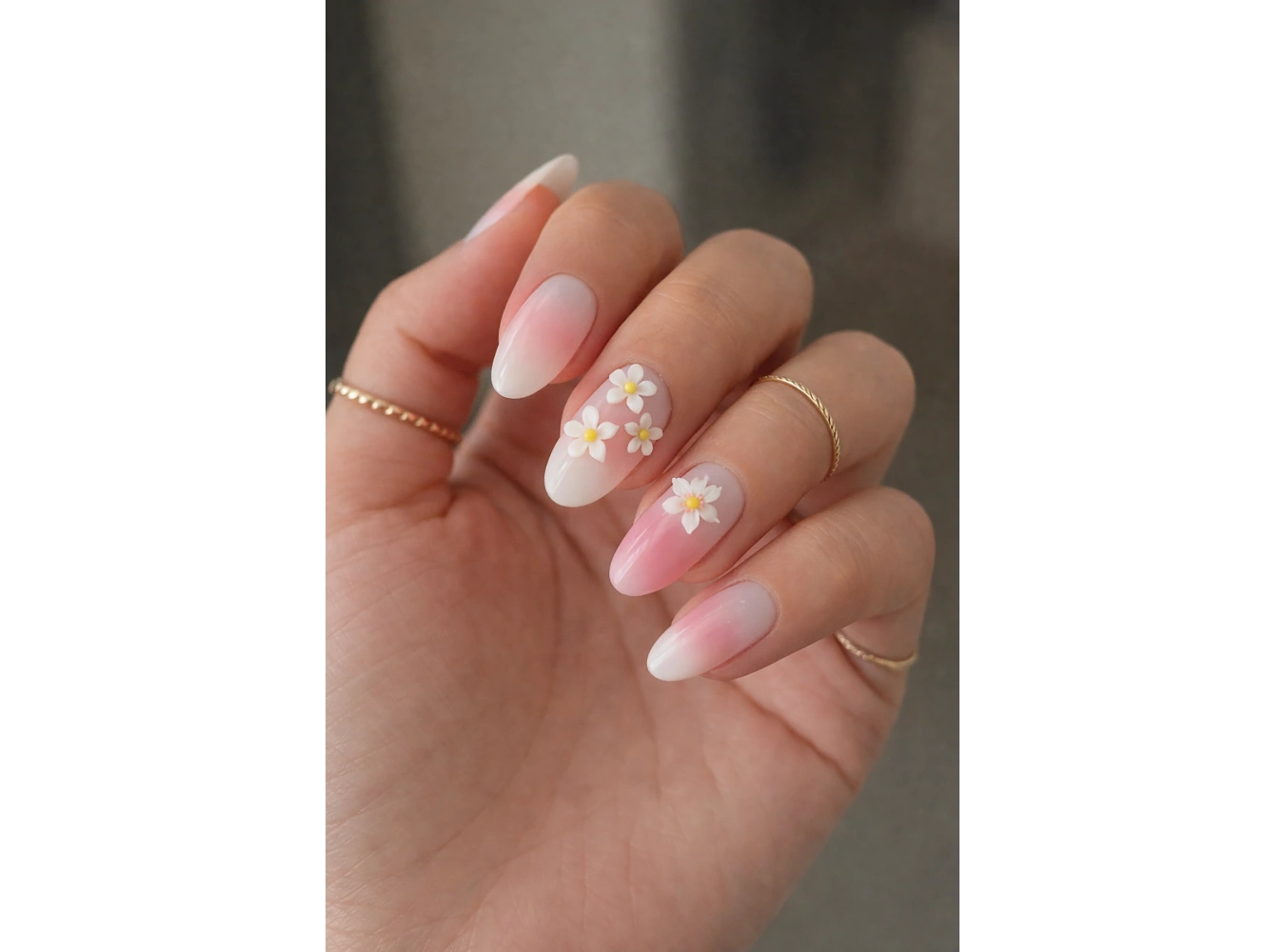 24lü Karışık Renk Jel Görünümlü Takma Tırnak (Yapıştırıcılı)