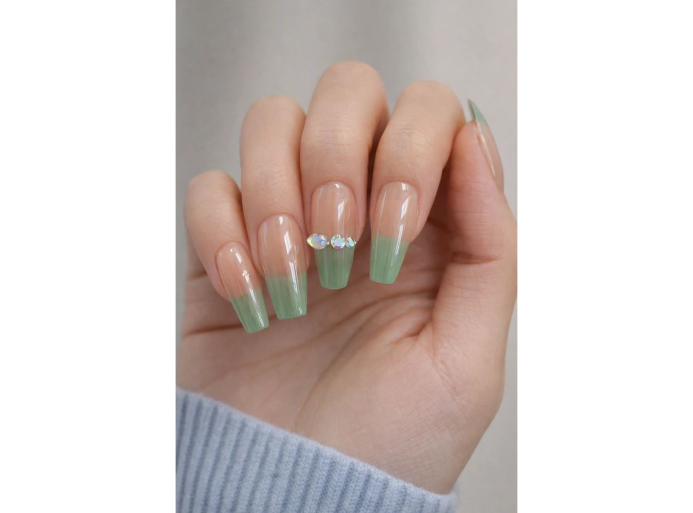 24lü Yeşil Ve Pudra Renk Takma Tırnak (Yapıştırıcılı)